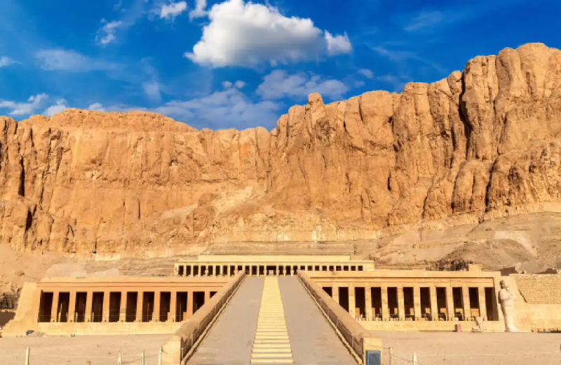 Escursione Luxor dal Cairo con l’aereo