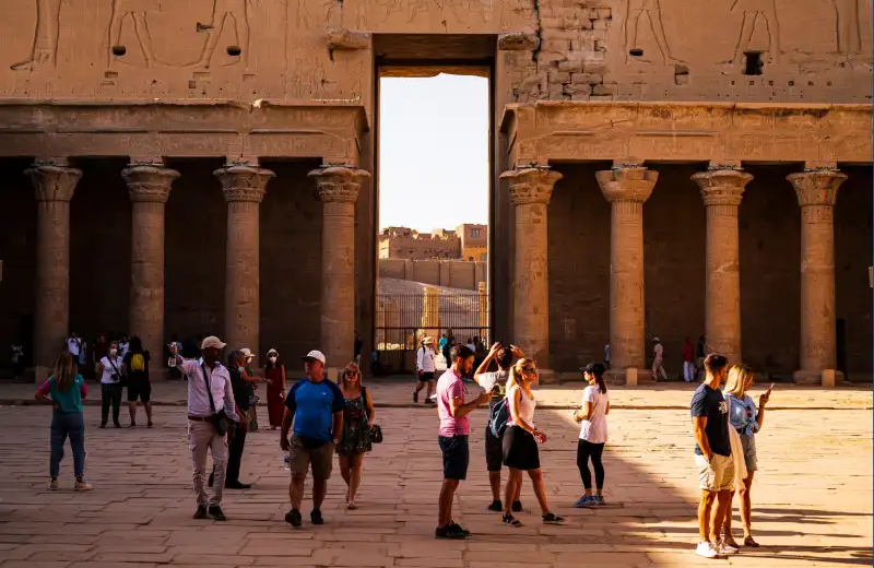 il tempio di edfu assuan, egitto crociera sul nilo e cairo offerte