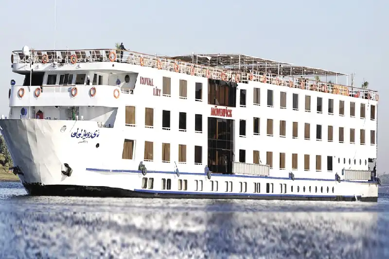 la crociera movenpick royal lily naviga sul nilo