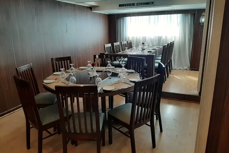 ll ristorante della crociera, crociera sul nilo da assuan a luxor