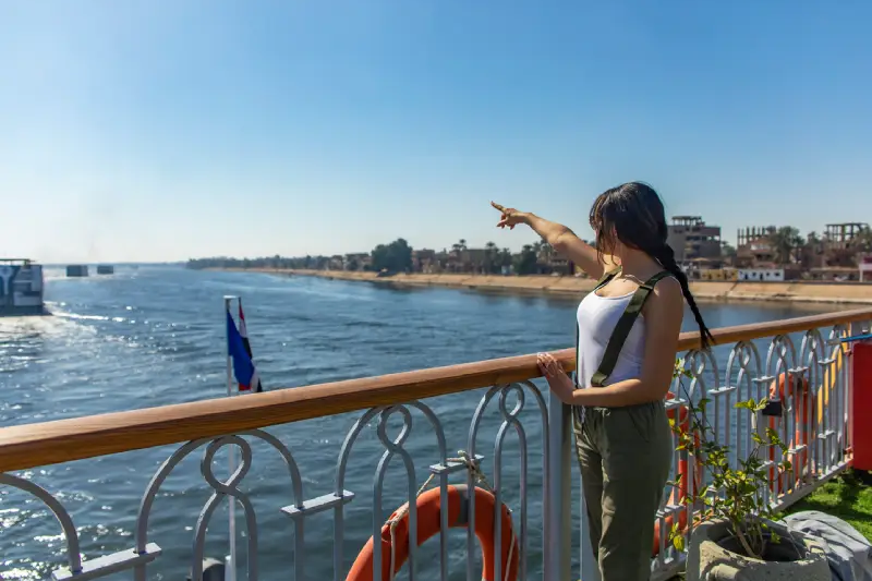 Donna in Crociera sul Nilo, cairo e crociera sul nilo lusso