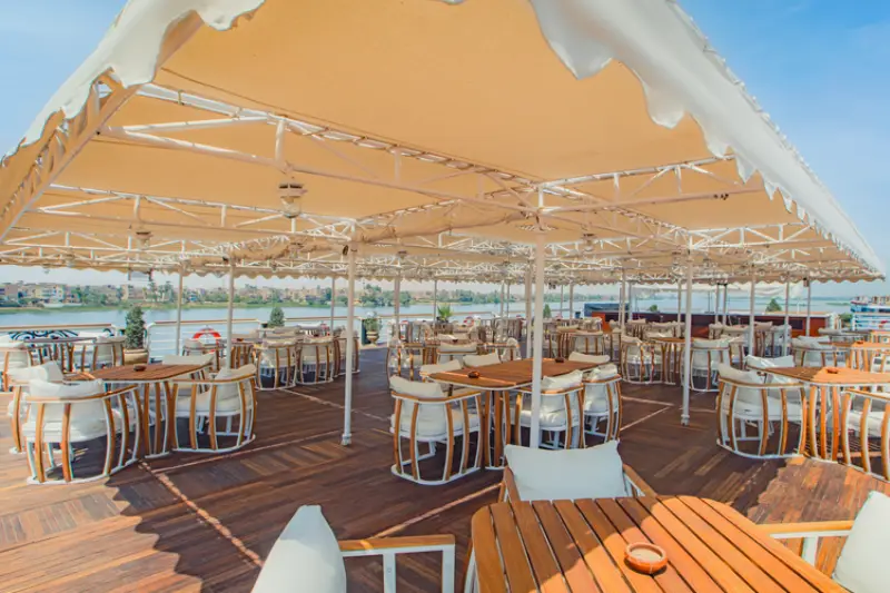 Sundeck, sonesta st george