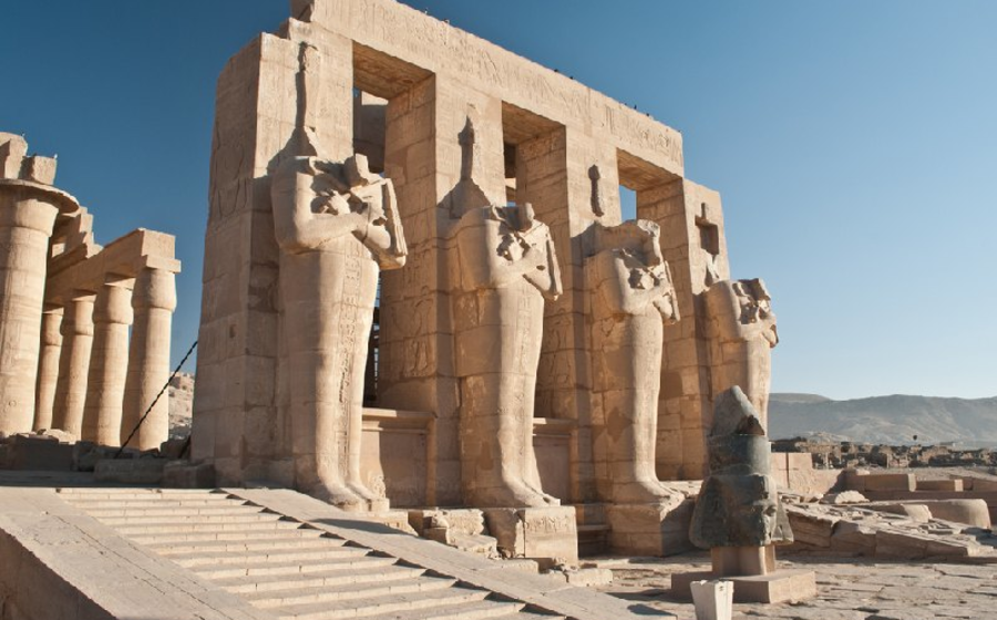 colossi di memnone, La bellezza dei colossi