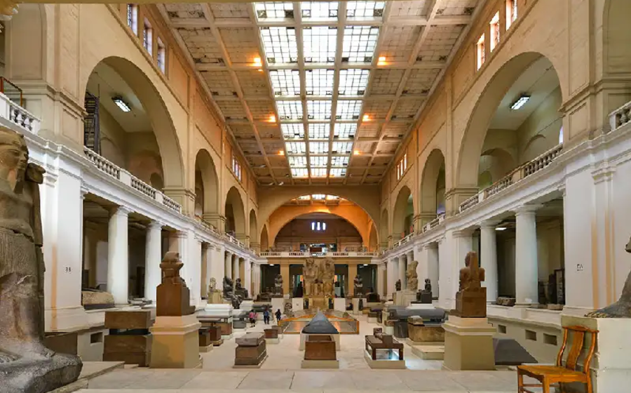 Cosa vedere in Egitto, L'ingresso del Museo egizio del Cairo