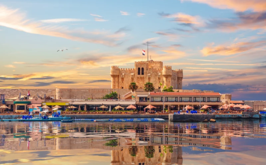 cittadella di Qaitbay con la costa del mare ad Alessandria, 10 Cose da vesitare in Egitto
