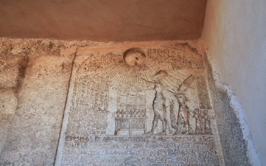 Statua egiziana, le pareti di un tempio a Minya