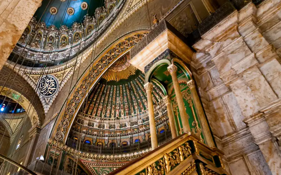 il tetto della moschea di muhammed ali dall'interno