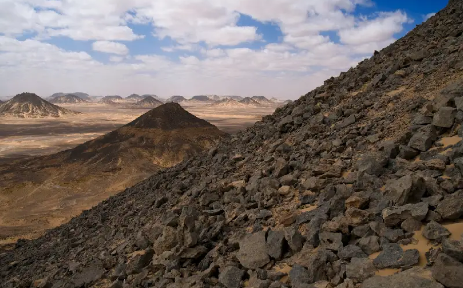 deserto nero oasi bahariya , deserto nero egitto