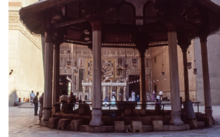 la moschea all’interno, moschea del sultano hassan
