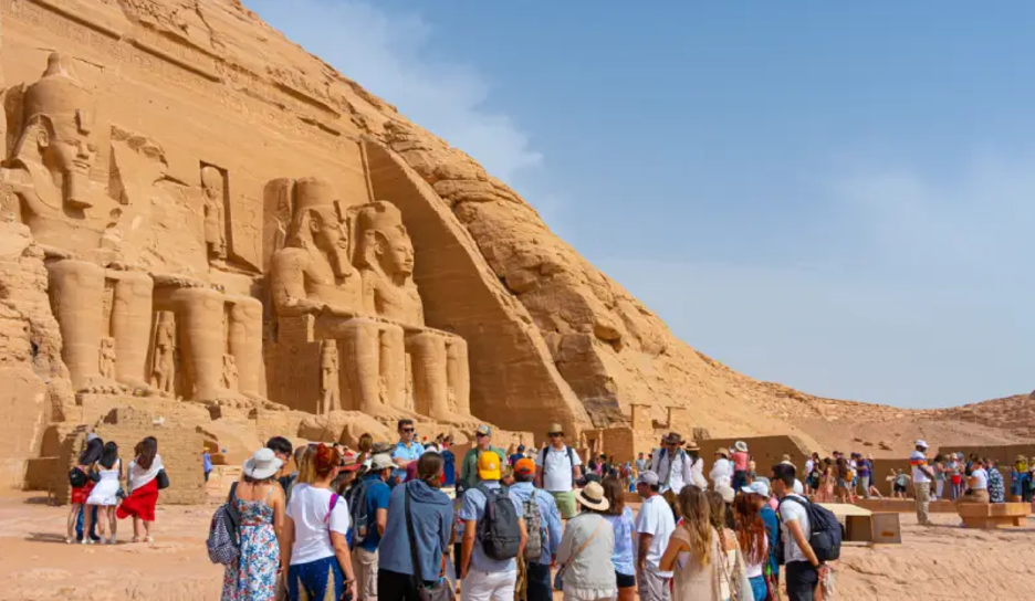 Molti Turisti a Tempio di Abu Simbel, vacanze lusso egitto