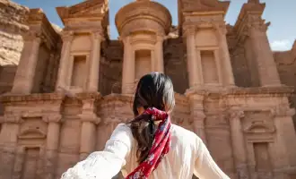 Una Coppia a Wadi Rum, egitto e giordania