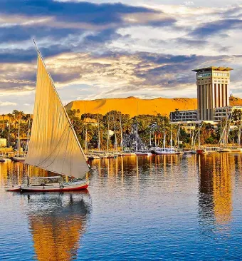 feluca al mezzo del nilo