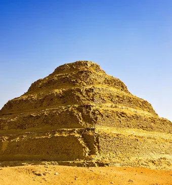piramide a gradoni di djoser a saqqara