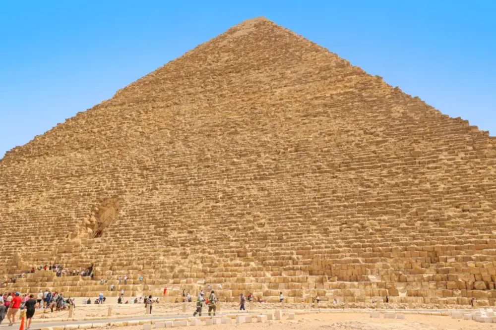 Piramide di Chefren | La Piramide di Chefren | Tour Egitto