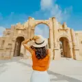 Una donna in Giordania, tour giordania 5 giorni