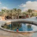 una donna a siwa , tour a marsa matrouh e siwa