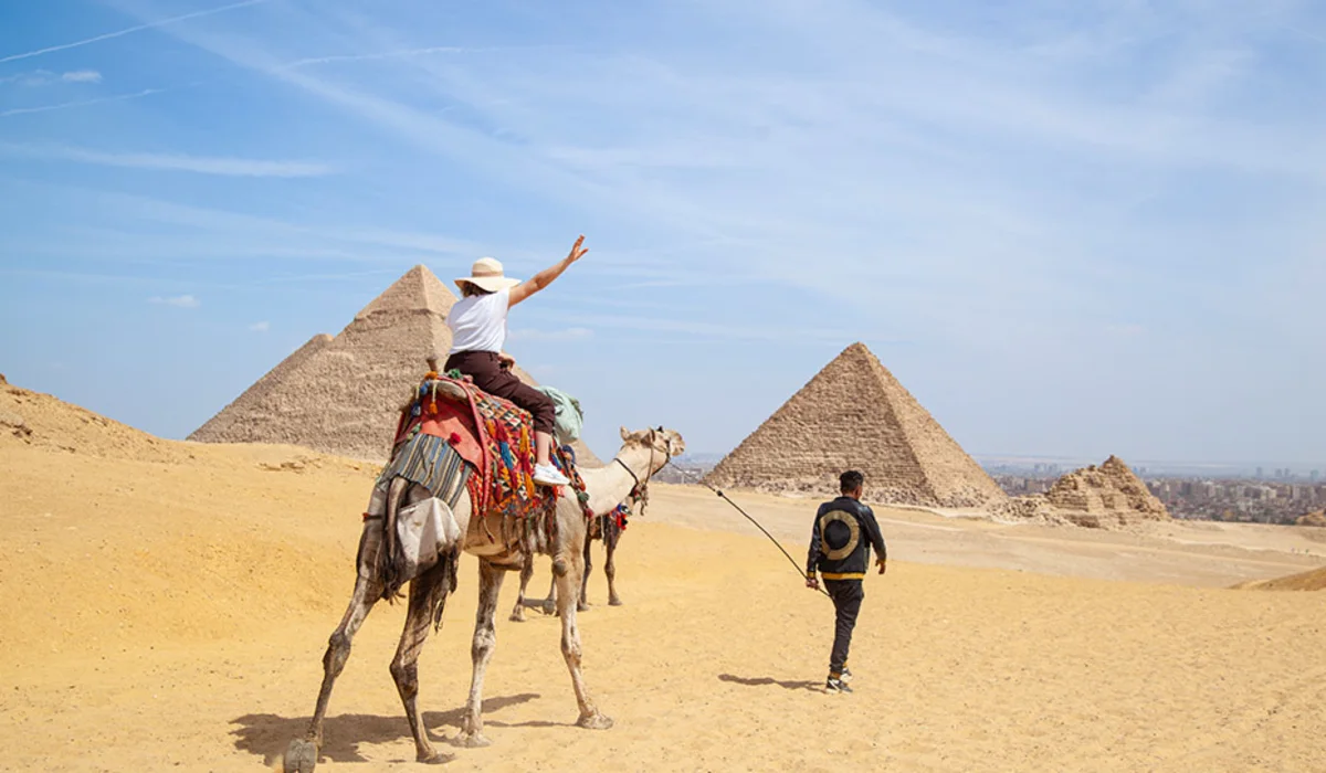 Traveling to Egypt as a woman