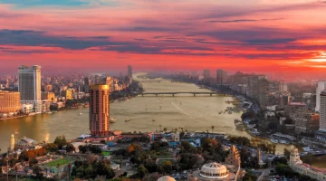 una vista maravillosa del Nilo con el Cielo