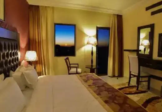 Petra P Quattro Hotel