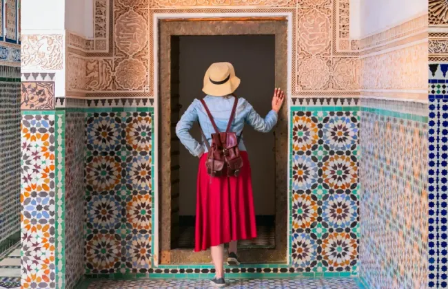 una turista a rabat marocco , tour rabat