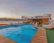 Piscina a bordo dell'imbarcazione per attraversare il Nilo