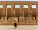 Foto dItinerario in Egittoel viale di ingresso al tempio di Karnak visitabile durante la crociera sul Nilo