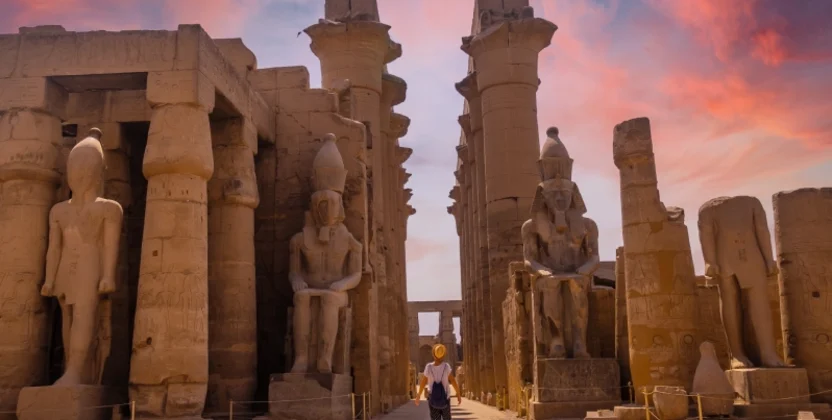 Tempio di Luxor: Il Segreto dell'Architettura Egizia Svelato