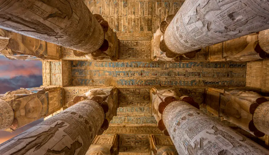 Columnas del templo de dendera