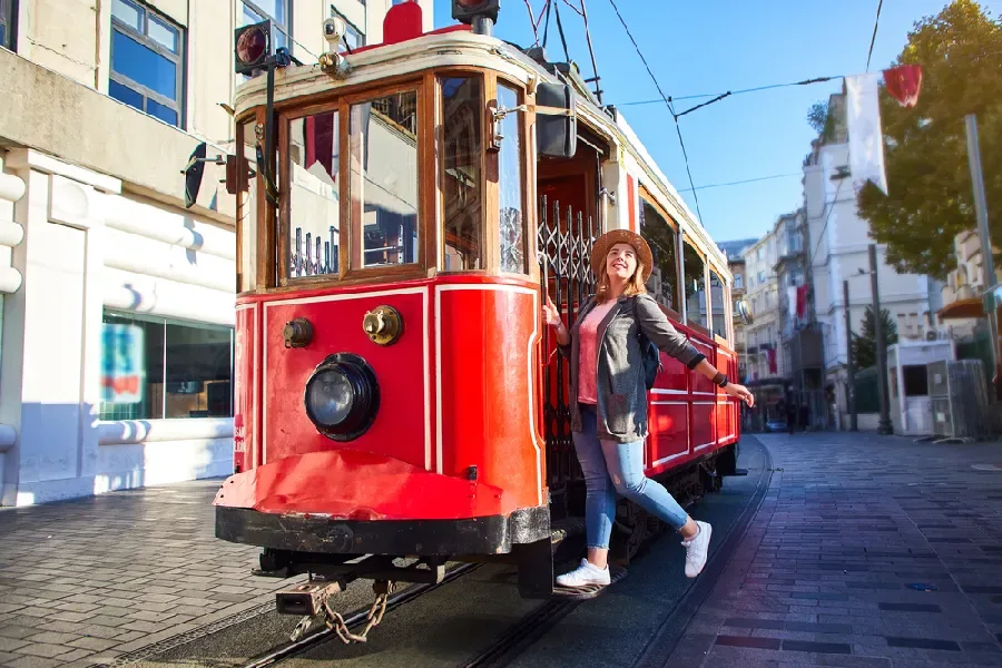 una donna ad istanbul , Turchia cosa comprare