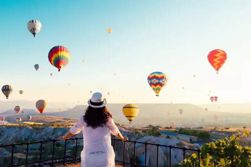 mongolfiera a cappadocia , citta della turchia 