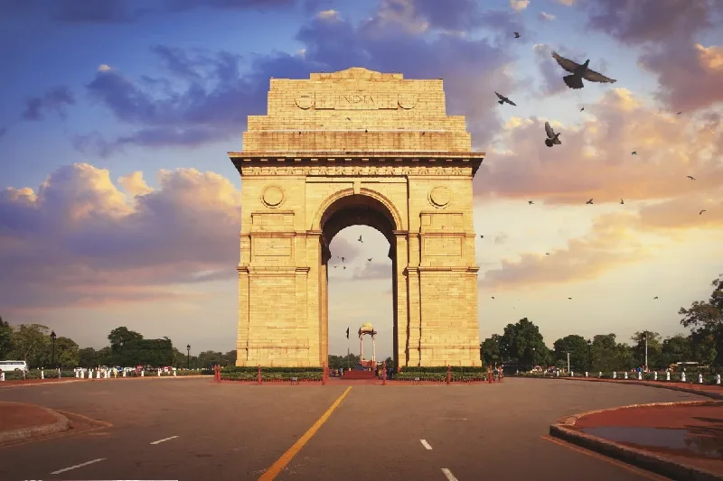 il portone dell'india a Delhi , citta indiane