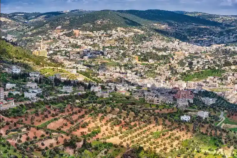 citta di ajlun , castello di ajlun giordania