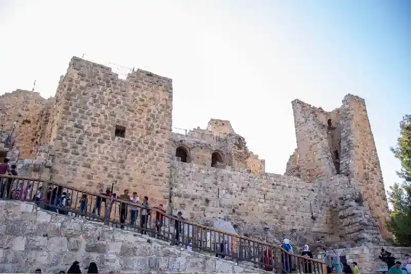 castello di ajloun , castello di ajlun giordania