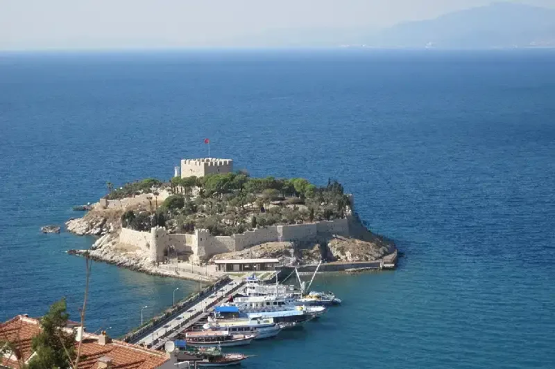 il castello di pigean island Turchia , cose da vedere a kusadasi