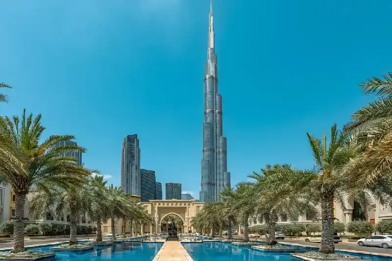 Torre del grattacielo Burj Khalifa a Dubai, attività a Dubai