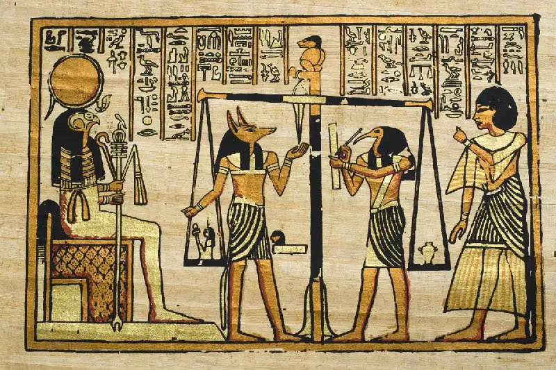 Escena del juicio de Osiris en un papiro egipcio antiguo.
