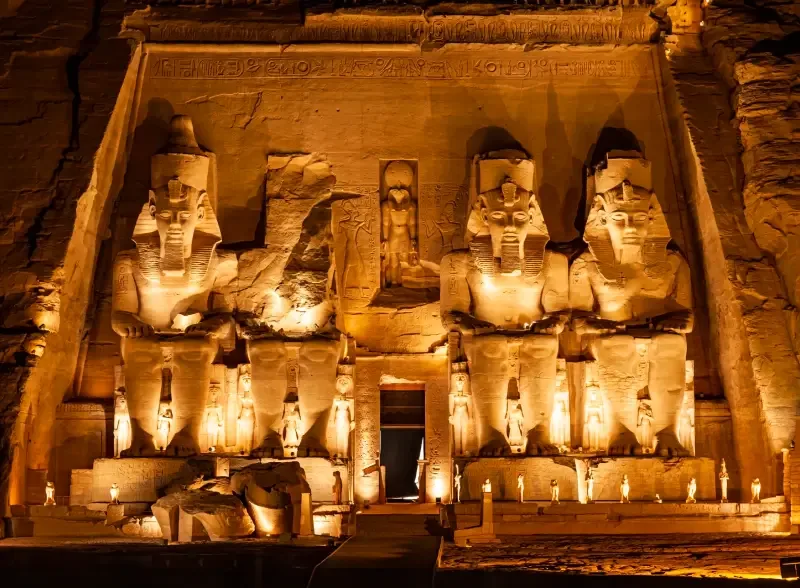 Spettacolo notturno Abu Simbel