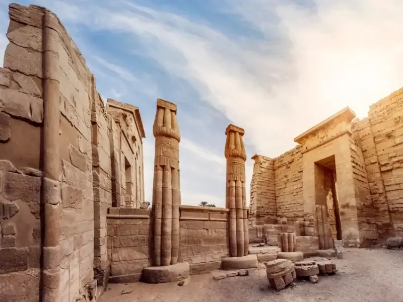 Perchè devi visitare il Tempio di Medinet Habu?