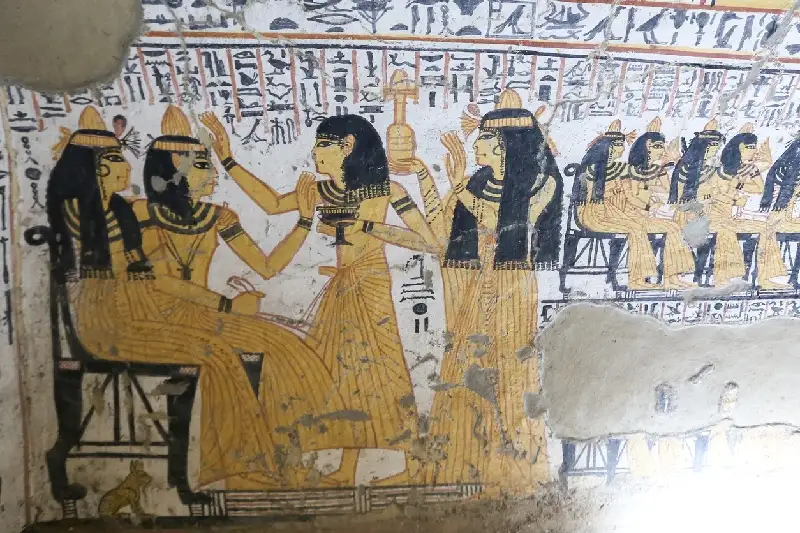 Escena de una tumba en la aldea de Deir el-Medina, Luxor, Egipto