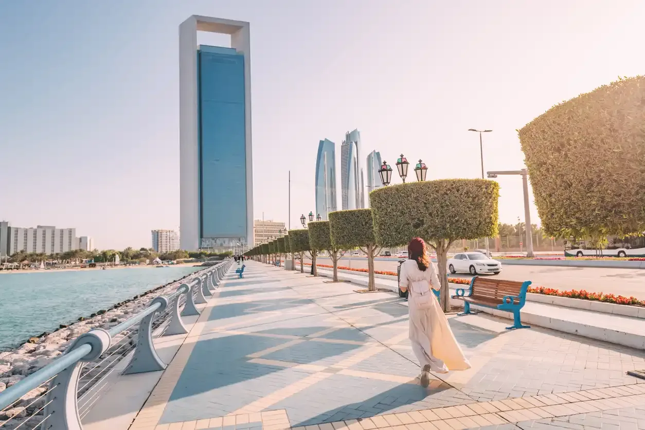 una turista a dubai , Abitanti a Dubai