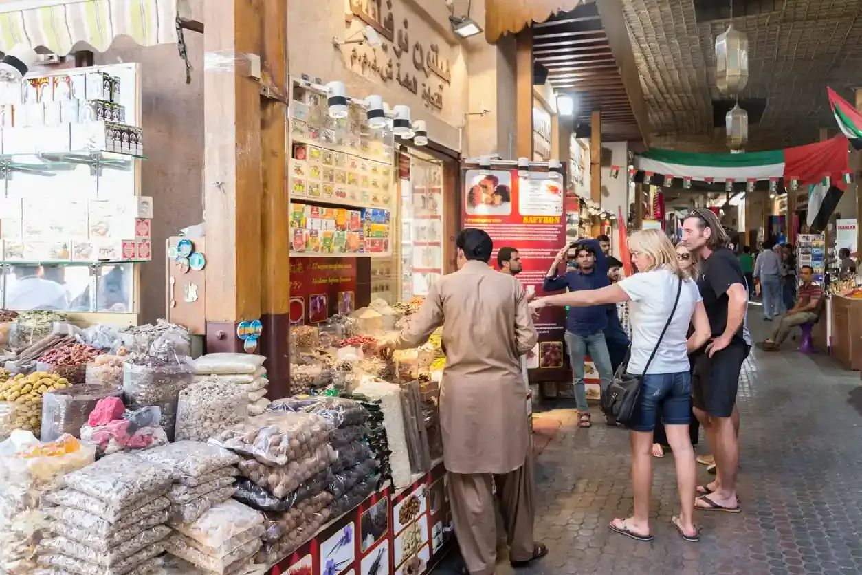 souk dubai , souvenir di dubai 
