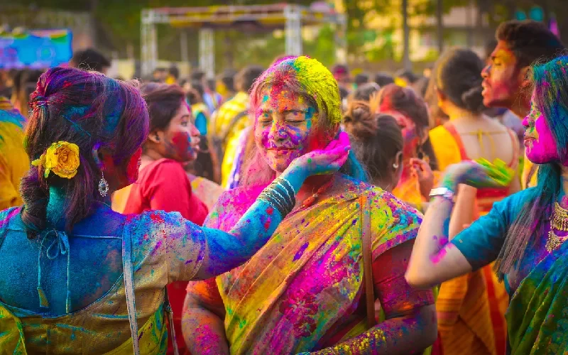   holi, festa dei colori india