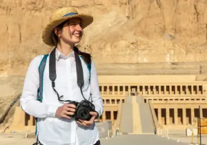 Escursione Luxor dal Cairo con l’aereo, La gente al tempio