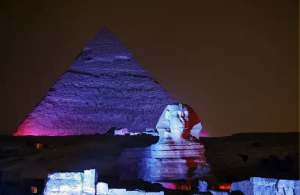 Tour spettacolo suoni e luci alle piramidi