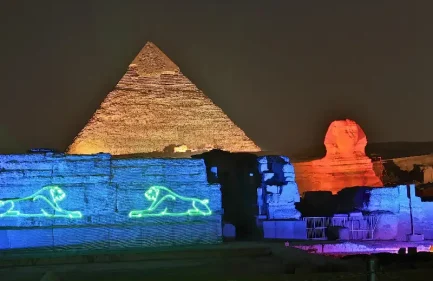 Tour spettacolo suoni e luci alle piramidi