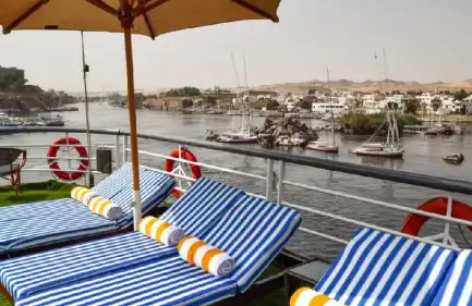 il ponte principale in crociera, tour cairo crociera e marsa alam