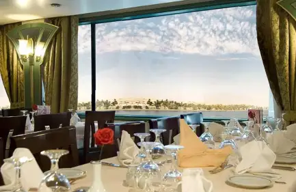 il ristorante della crociera, viaggio crociera sul Nilo