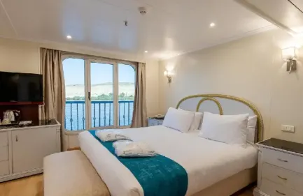camera da letto in crociera assuan luxor m.s nile quest