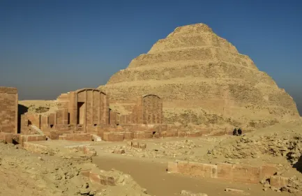Saqqara, tour egitto e petra