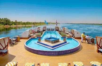 la piscina, sonesta st  george